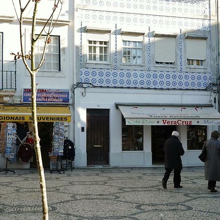 Downtown Shelter - Casa Da Praca Apartment Aveiro Luaran gambar