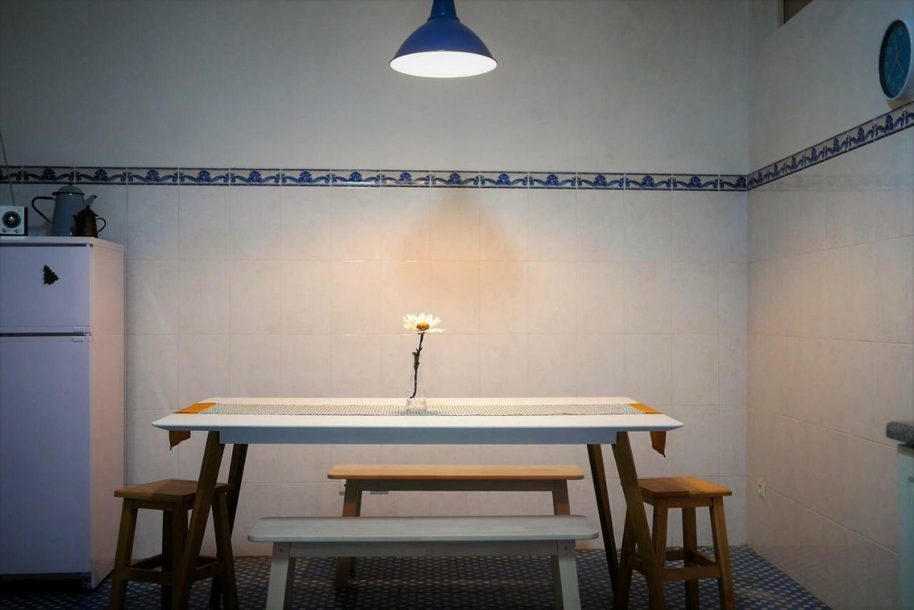 Downtown Shelter - Casa Da Praca Apartment Aveiro Luaran gambar