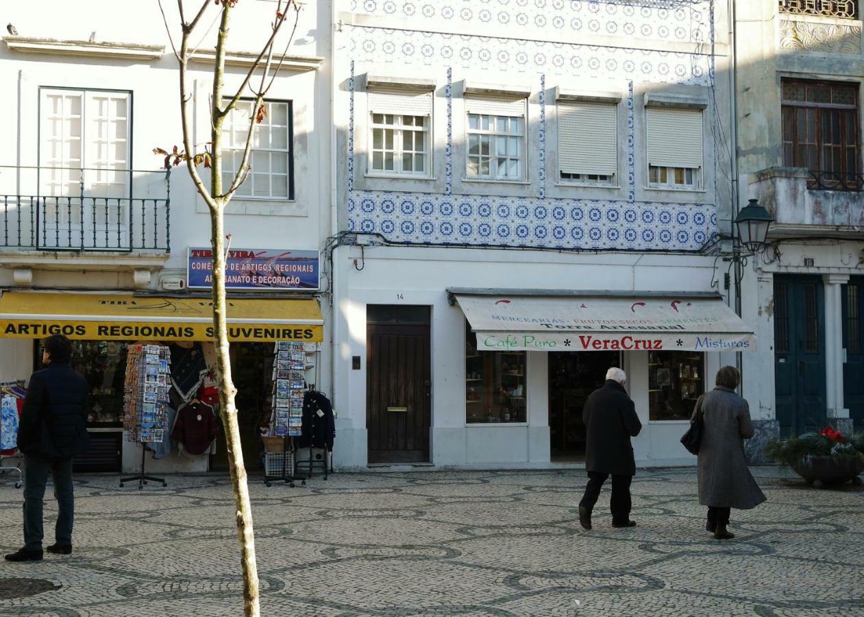Downtown Shelter - Casa Da Praca Apartment Aveiro Luaran gambar