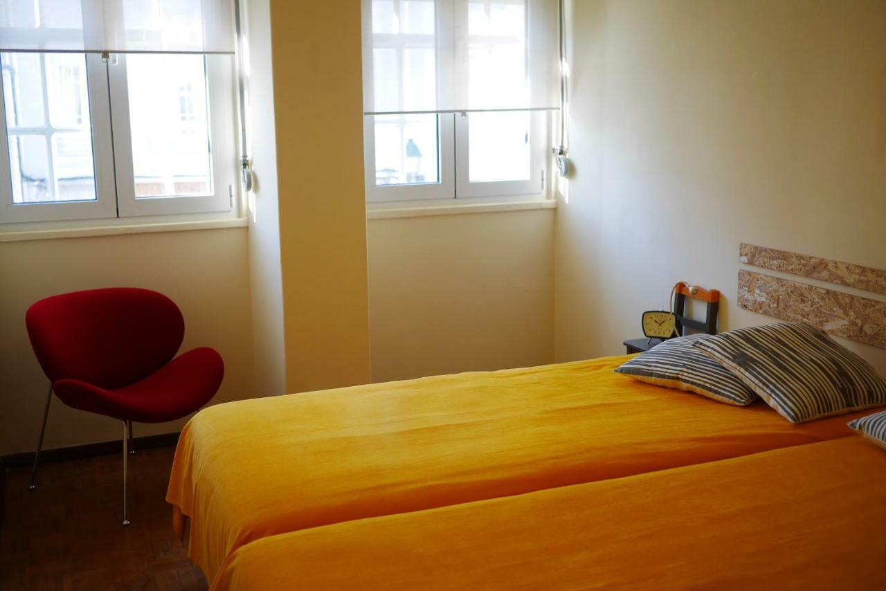 Downtown Shelter - Casa Da Praca Apartment Aveiro Luaran gambar