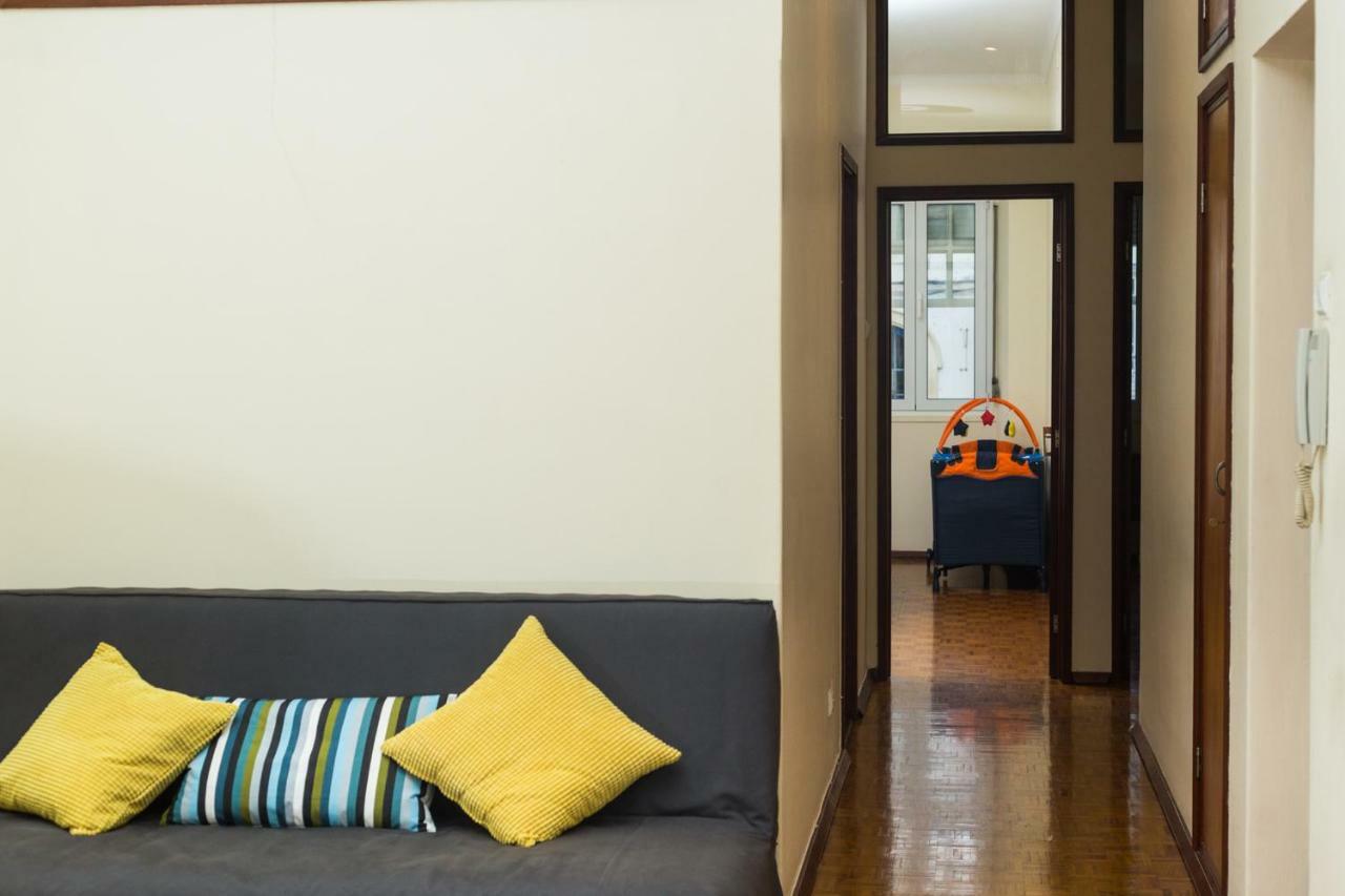 Downtown Shelter - Casa Da Praca Apartment Aveiro Luaran gambar
