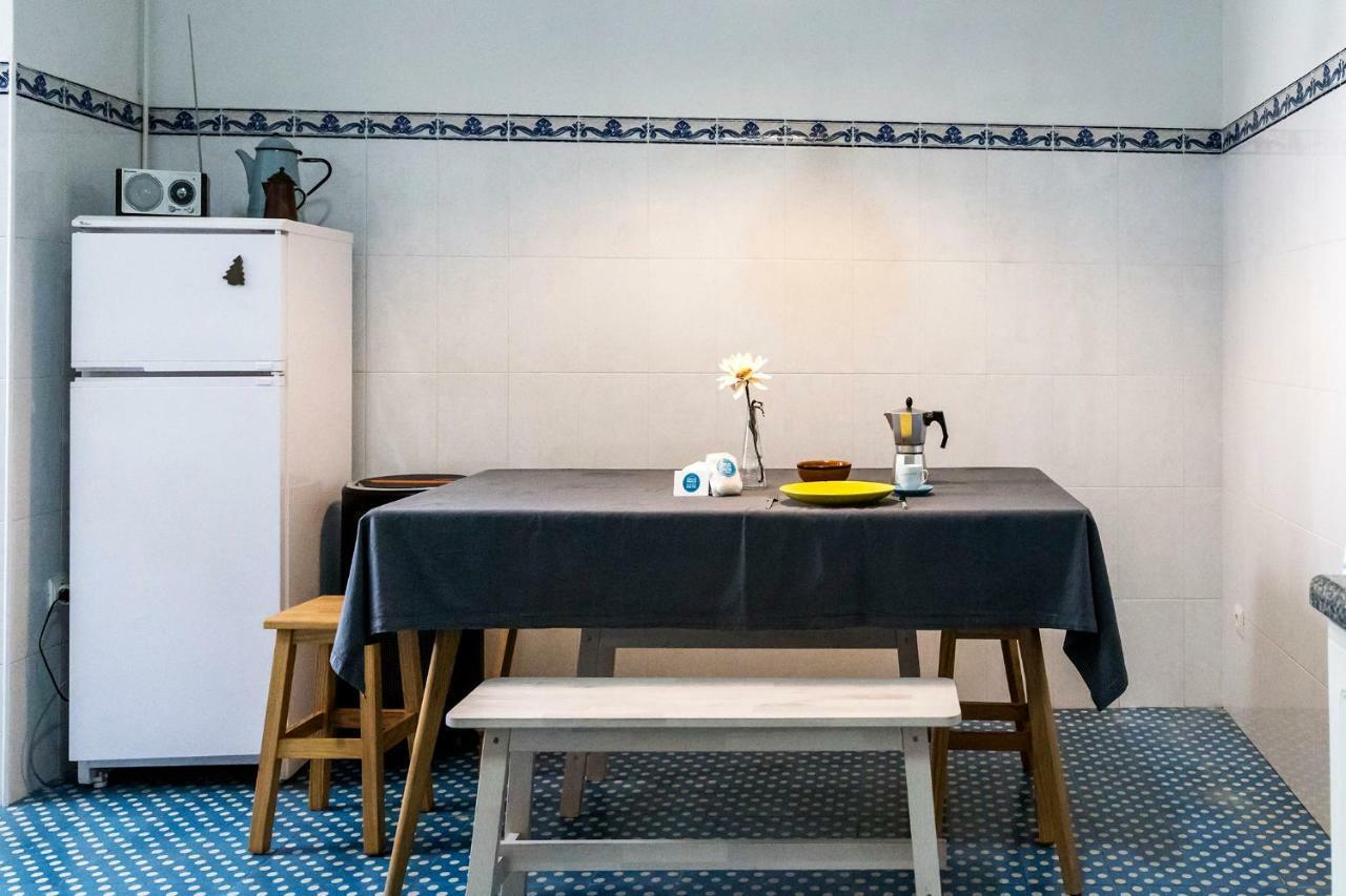 Downtown Shelter - Casa Da Praca Apartment Aveiro Luaran gambar