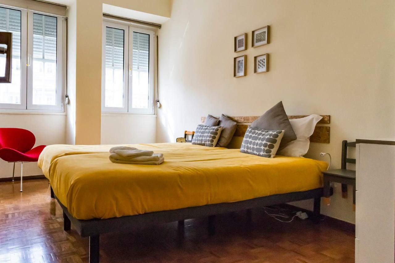 Downtown Shelter - Casa Da Praca Apartment Aveiro Luaran gambar