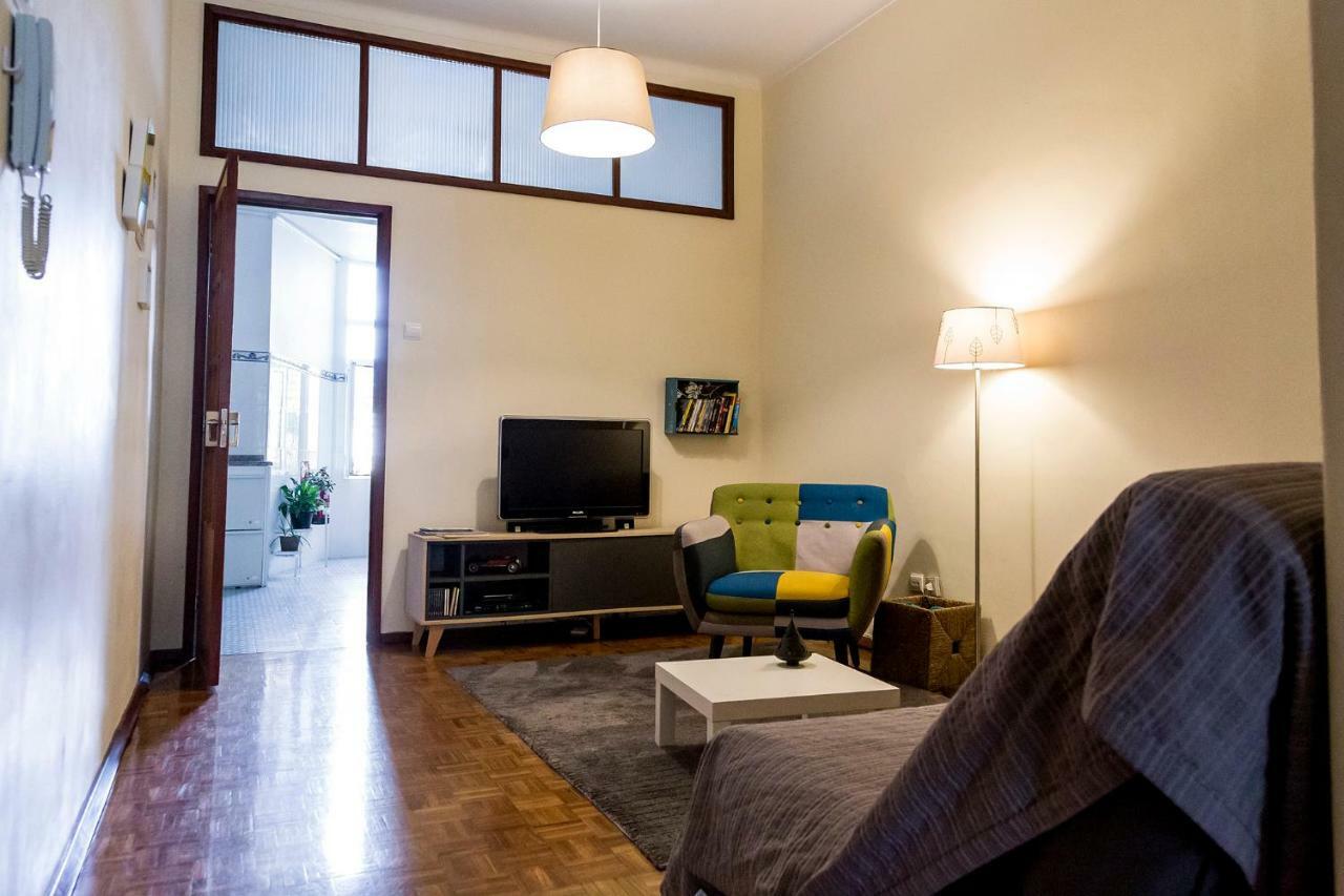 Downtown Shelter - Casa Da Praca Apartment Aveiro Luaran gambar